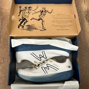 Karhu Ikoni (Sun Run Edition)
